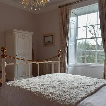 Hall Whitby Holiday home Sneaton