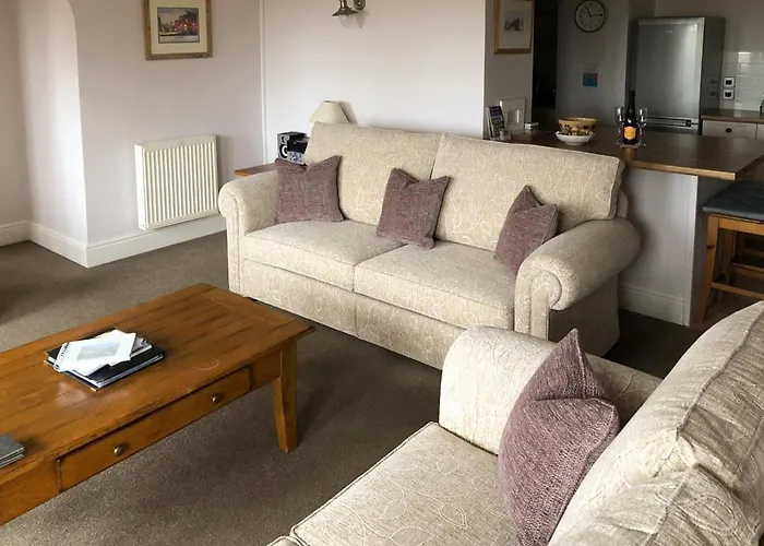 Hall Whitby Holiday home *