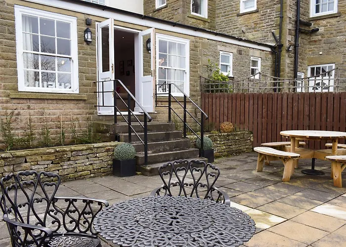 Hall Whitby Holiday home *